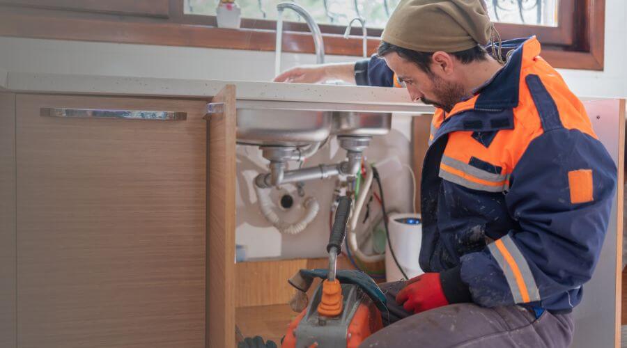 Professional expert plumbing services in Loami, IL